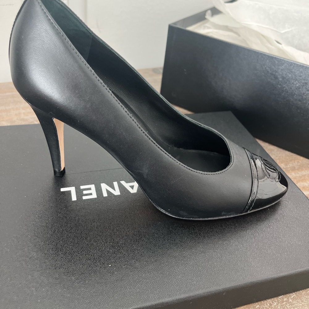 Pumps - Picture 4 of 4